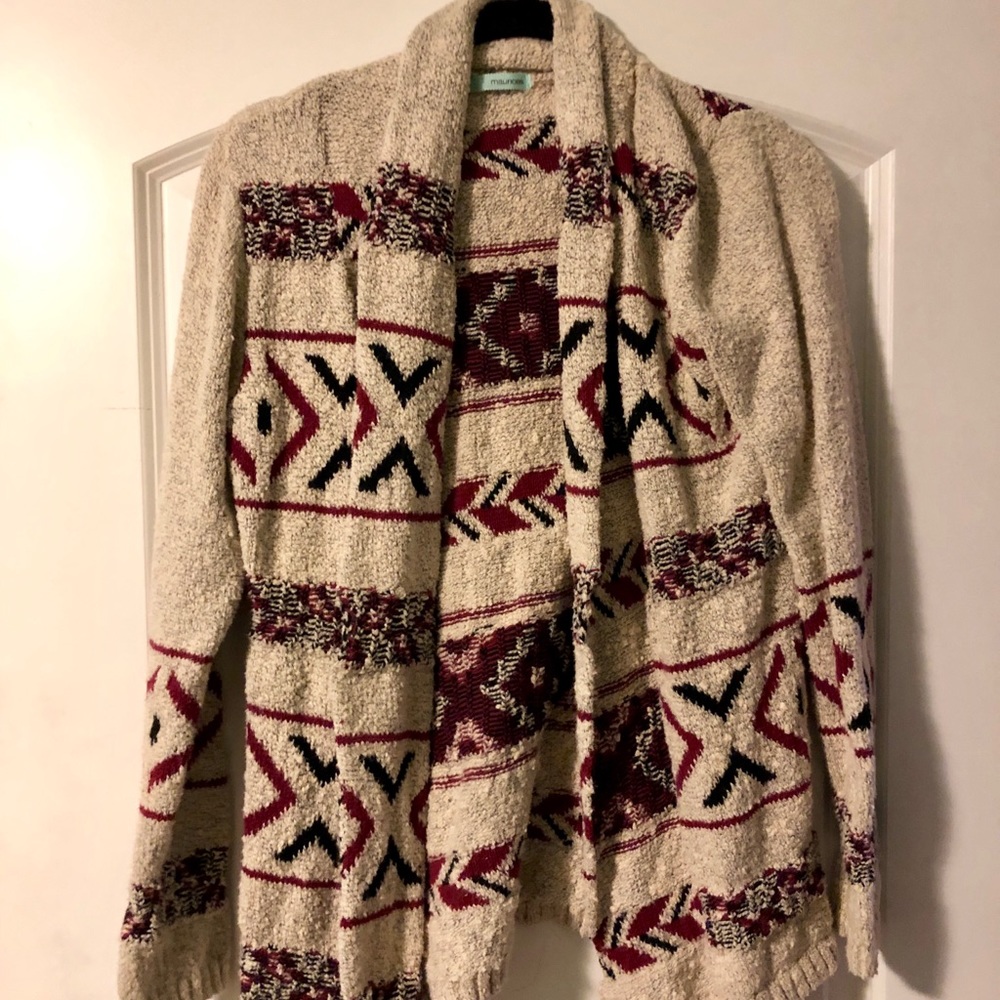 Cardigan / Maurice’s / Aztec Tribal print
